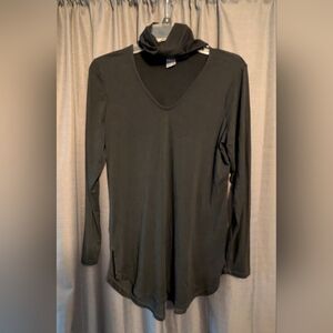 Venus Black Long Sleeve Women's Top With Collar Sz. M